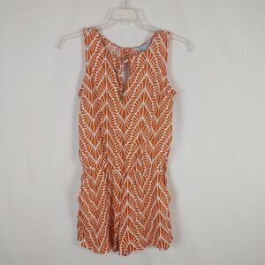 Escapada Living Sleeveless Joss Romper In White/Bu